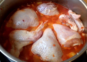 paprikás csirke főzés előtt