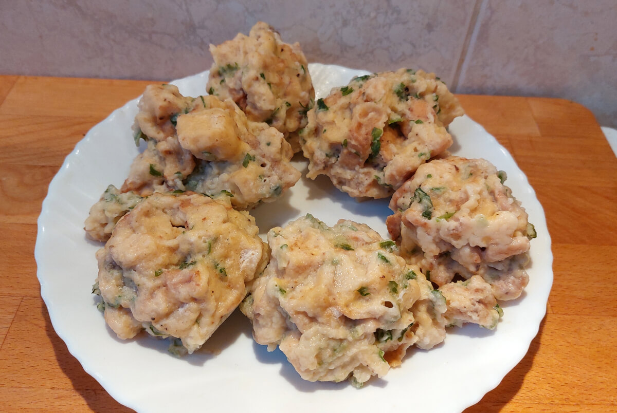 hagyományos zsemlegombóc vadashoz